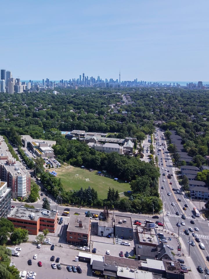 Lytton Park, Toronto